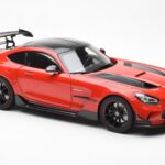Mercedes AMG GT Black Series Sarkans Asia Exclusive Norev 1:18 - image 6 of 8