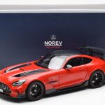 Mercedes AMG GT Black Series Sarkans Asia Exclusive Norev 1:18 - image 8 of 8