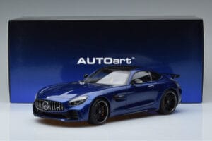 Mercedes AMG GT R C190 Spilgti Zils AUTOart 1:18 76334 Metāls — attēls 7 no 7