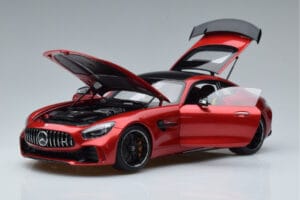 Mercedes AMG GT R C190 Kardinālsarkans AUTOart 1:18 76331 Metāls — attēls 2 no 7