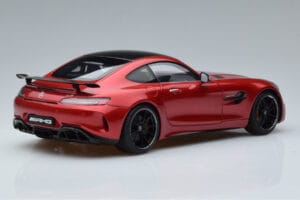 Mercedes AMG GT R C190 Kardinālsarkans AUTOart 1:18 76331 Metāls — attēls 3 no 7