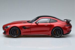 Mercedes AMG GT R C190 Kardinālsarkans AUTOart 1:18 76331 Metāls — attēls 4 no 7