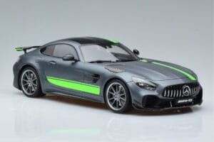 Mercedes AMG GT R Pro Selenite Pelēks GT Spirit 1:18 GT265 Sveķi — attēls 4 no 6