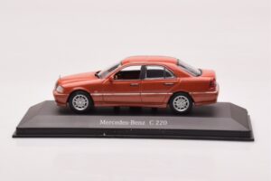 Mercedes C-Class W202 C220 Oranžs Metālisks Dealer Edition Minichamps 1:43
