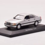 Mercedes C-Class W202 C220 Sudrabs Minichamps 1:43 - image 2 of 4