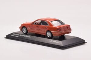 Mercedes C-Class W202 C240 Oranžs Metaliks Minichamps 1:43 430037000 Metāls — attēls 3 no 4