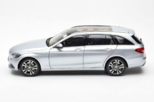 Mercedes C-Class W205 T-Model Sudraba Asia Exclusive Norev 1:18 183865 Metāls — attēls 4 no 8