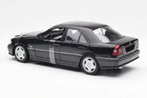 Mercedes C-Class W202 C36 AMG Melns Metaliks UT Models 1:18 26102 Metāls — attēls 5 no 6