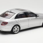 Mercedes C-Class W204 Avantgarde Sudrabs AUTOart 1:18 - image 3 of 8