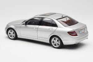 Mercedes C-Class W204 Avantgarde Sudrabs AUTOart 1:18 B66962368 Metāls — attēls 7 no 8