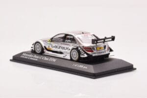 Mercedes C-Class W204 DTM Team AMG Mercedes #8 R. Schumacher DTM 2010 Minichamps 1:43 400103908 Metāls — attēls 3 no 4