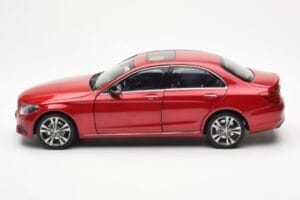 Mercedes C-Class W205 Sarkans Metallic Asia Exclusive Norev 1:18 183835 Metāls — attēls 4 no 8