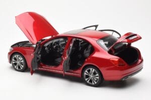 Mercedes C-Class W205 Sarkans Metallic Asia Exclusive Norev 1:18 183835 Metāls — attēls 5 no 8