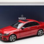 Mercedes C-Class W205 Sarkans Metallic Asia Exclusive Norev 1:18 - image 8 of 8