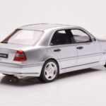 Mercedes C36 AMG W202 Sudrabs Otto 1:18 - image 2 of 6