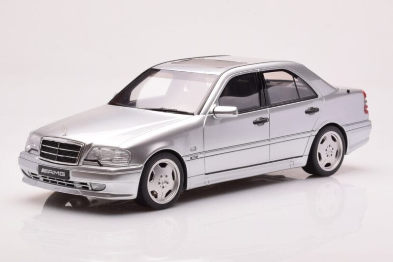Mercedes C36 AMG W202 Sudrabs Otto 1:18