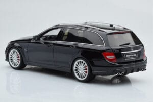 Mercedes C63 AMG S204 T-Model Melns GT Spirit 1:18 GT760 Sveķi — attēls 5 no 6