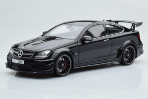 Mercedes C63 AMG W204 Black Series Melns GT Spirit 1:18