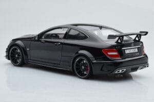 Mercedes C63 AMG W204 Black Series Melns GT Spirit 1:18 ZM019 Sveķi — attēls 5 no 7