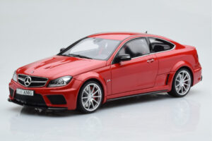 Mercedes C63 AMG W204 Black Series Sarkans GT Spirit 1:18