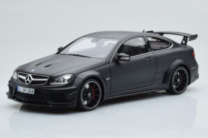 Mercedes C63 AMG W204 Black Series Matēts Melns GT Spirit 1:18