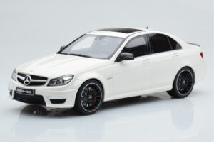 Mercedes C63 AMG W204 Balts GT Spirit 1:18