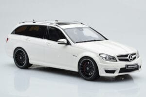 Mercedes C63 AMG S204 T-Model Balts GT Spirit 1:18 GT147 Sveķi — attēls 4 no 8