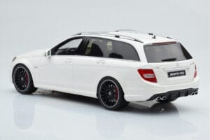 Mercedes C63 AMG S204 T-Model Balts GT Spirit 1:18 GT147 Sveķi — attēls 5 no 8