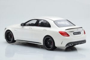 Mercedes C63S AMG W205 Balts GT Spirit 1:18 B66960370 Sveķi — attēls 5 no 6