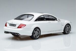 Mercedes CL63 AMG C216 Balts AUTOart 1:18 76167 Metāls — attēls 2 no 6