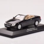 Mercedes CLK A209 Kabriolets Obsidian Melns Metālisks Minichamps 1:43 - image 2 of 4