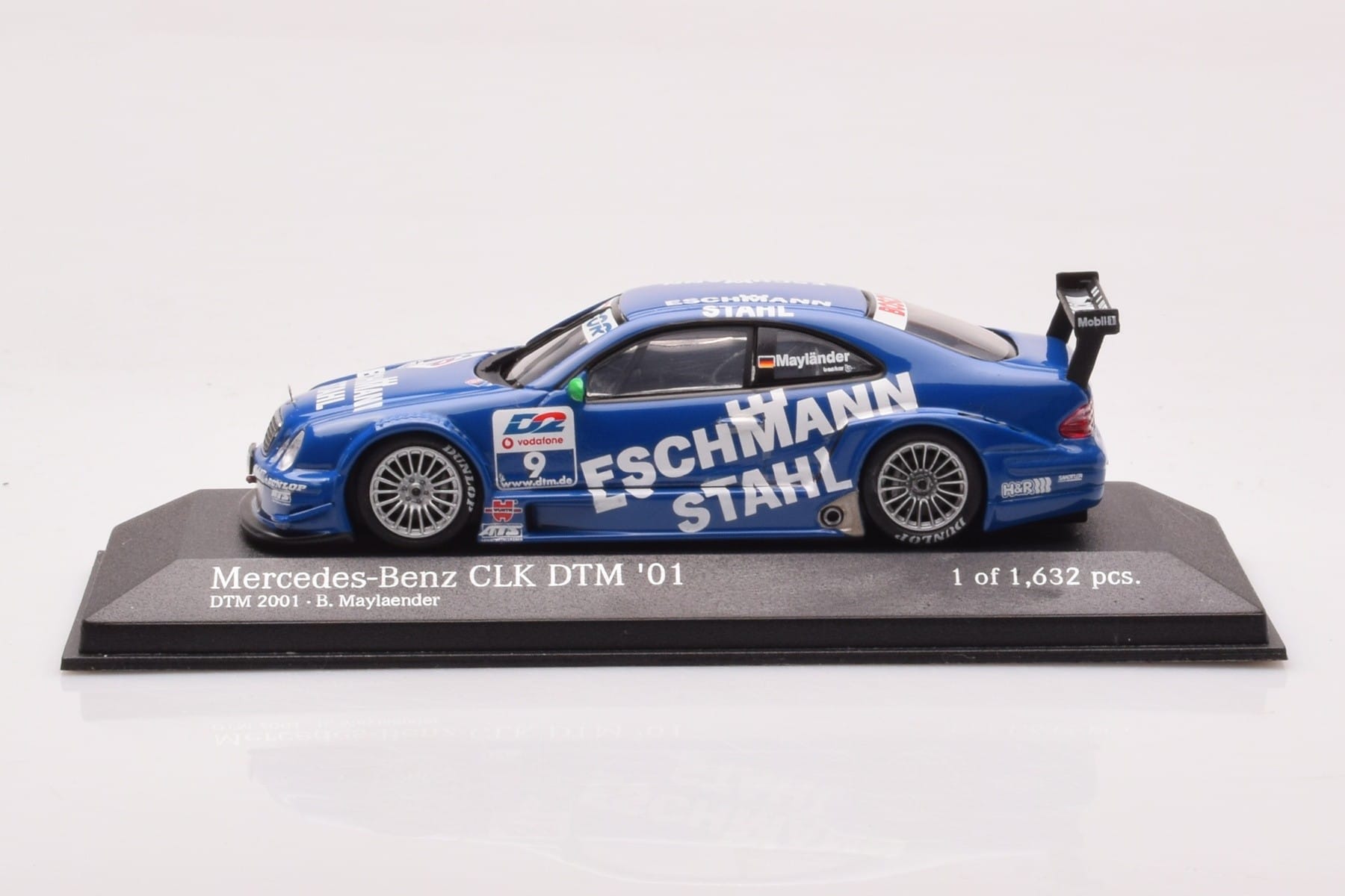 Mercedes CLK DTM Team Manthey #9 B. Maylander DTM 2001 Minichamps 1:43 400013109 Metāls