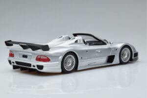 Mercedes CLK GTR Roadster Sudrabs GT Spirit 1:18 GT155 Sveķi — attēls 2 no 6