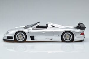 Mercedes CLK GTR Roadster Sudrabs GT Spirit 1:18 GT155 Sveķi — attēls 3 no 6