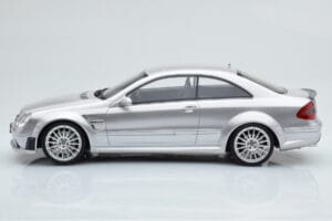 Mercedes CLK63 AMG C209 Coupe Sudrabs Otto 1:18 OT227 Sveķi — attēls 3 no 6