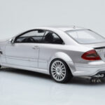 Mercedes CLK63 AMG C209 Coupe Sudrabs Otto 1:18 - image 5 of 6