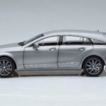 Mercedes CLS Shooting Brake X218 Alanite Pelēks Norev 1:18 - image 4 of 7