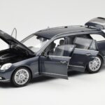 Mercedes E-Class S212 T-Model Tenorit Pelēks Metallic Minichamps 1:18 - image 2 of 8