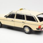 Mercedes 230T W123 T-Model Taksometrs Norev 1:18 - image 7 of 8