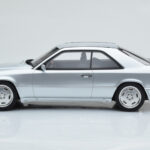 Mercedes E36 AMG C124 Coupe Sudrabs Otto 1:18 - image 3 of 6