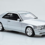 Mercedes E36 AMG C124 Coupe Sudrabs Otto 1:18 - image 4 of 6