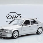 Mercedes E500 W124 Sudrabs Otto 1:18 - image 6 of 6