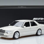 Mercedes E60 AMG W124 Balts Otto 1:18 - image 6 of 6
