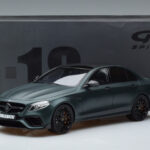 Mercedes E63 AMG Brabus 800 W213 Zaļš GT Spirit 1:18 - image 6 of 6