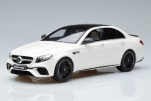 Mercedes AMG E63 S W213 Balts GT Spirit 1:18