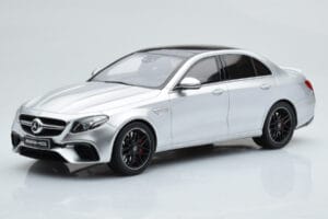 Mercedes AMG E63 S W213 Sudrabs GT Spirit 1:18