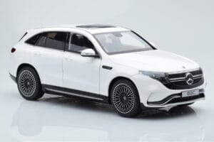 Mercedes EQC 400 Diamond Balts NZG 1:18 B66963756 Metāls — attēls 6 no 8