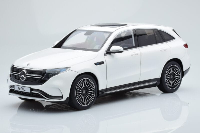 Mercedes EQC 400 Diamond Balts NZG 1:18