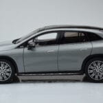 Mercedes EQE SUV X294 AMG Line Alpine Pelēks NZG 1:18 - image 4 of 8