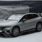 Mercedes EQE SUV X294 AMG Line Alpine Pelēks NZG 1:18 - image 8 of 8